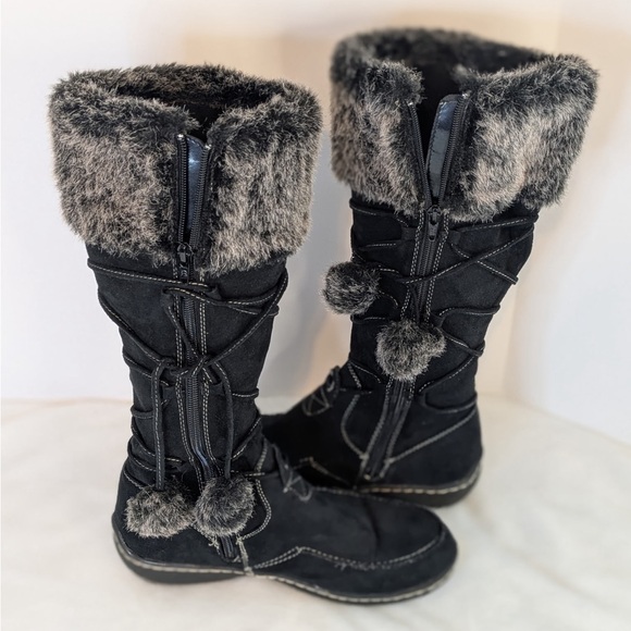 Cozy & Warm Black Faux Fur Topper Full Zipper With Pom Pom Laces Size 8 - Picture 2 of 7